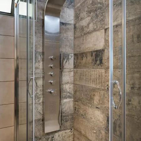 فندق Glykeria 3*